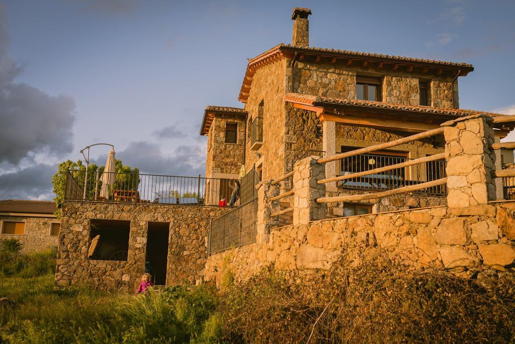 Casas Rurales Lalo Y Chelo La Aldehuela Exterior photo